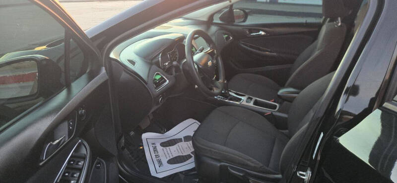 2017 Chevrolet Cruze LS Auto