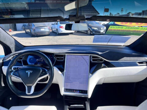 2016 Tesla Model X 75D