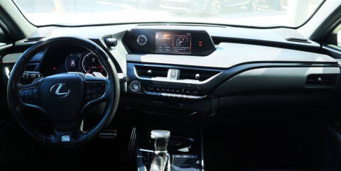 2019 Lexus UX 200 F SPORT