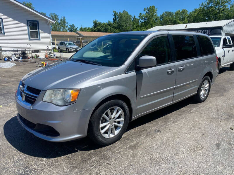 2013 Dodge Grand Caravan for sale at CHAD AUTO SALES in Saint Louis MO