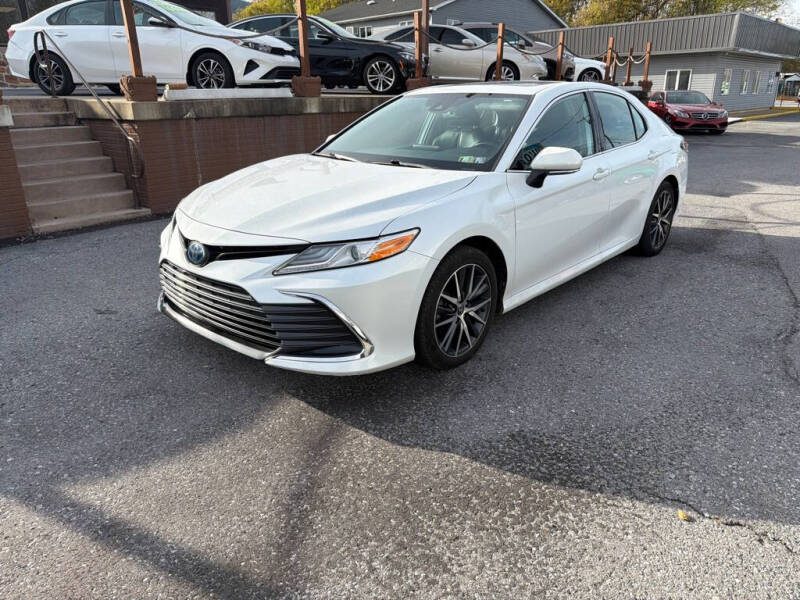 2022 Toyota Camry XLE's photo