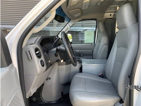 2014 Ford E-Series E-350 SD