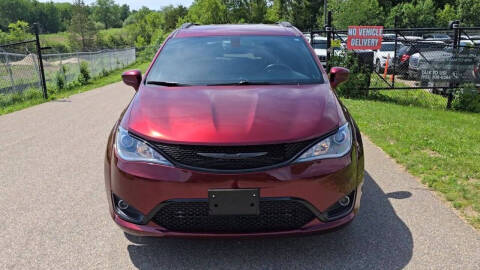 2020 Chrysler Pacifica Touring