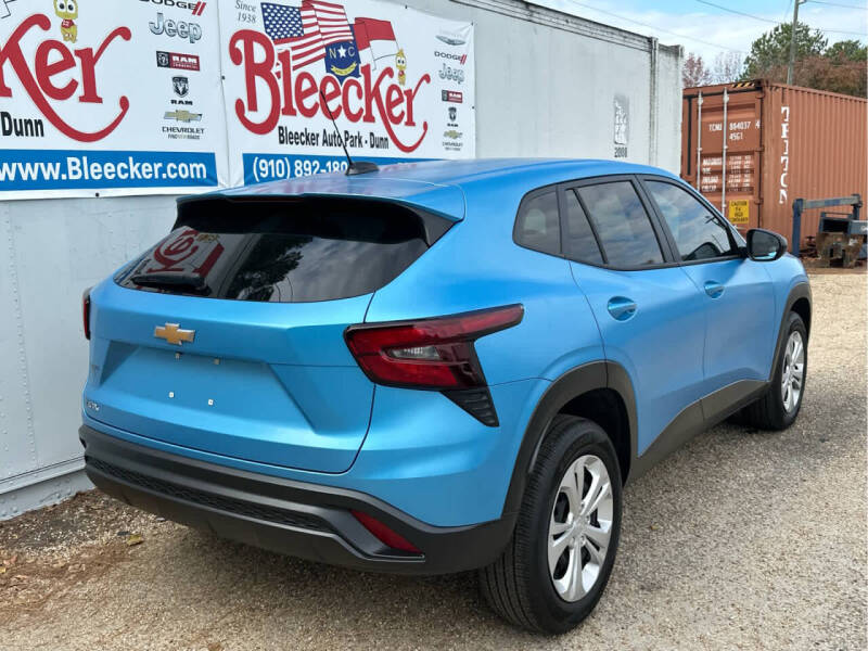 2025 Chevrolet Trax LS