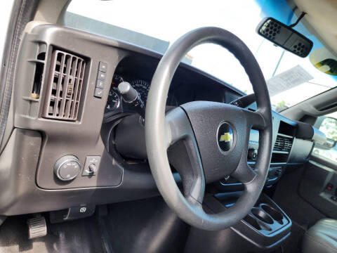 2018 Chevrolet Express 2500