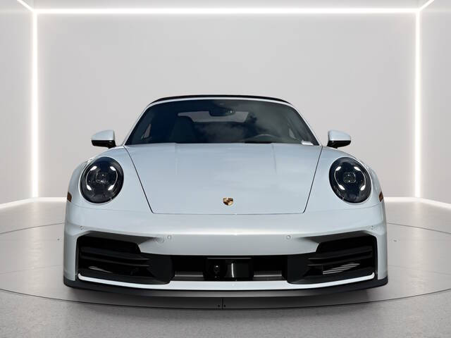 2025 Porsche 911 Carrera