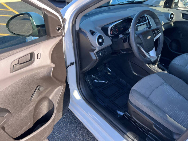 2017 Chevrolet Sonic LT Auto Fleet
