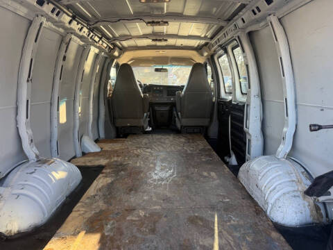 2017 GMC Savana 2500