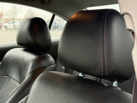 2011 Chevrolet Cruze LT