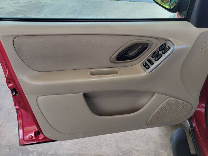 2005 Ford Escape XLT