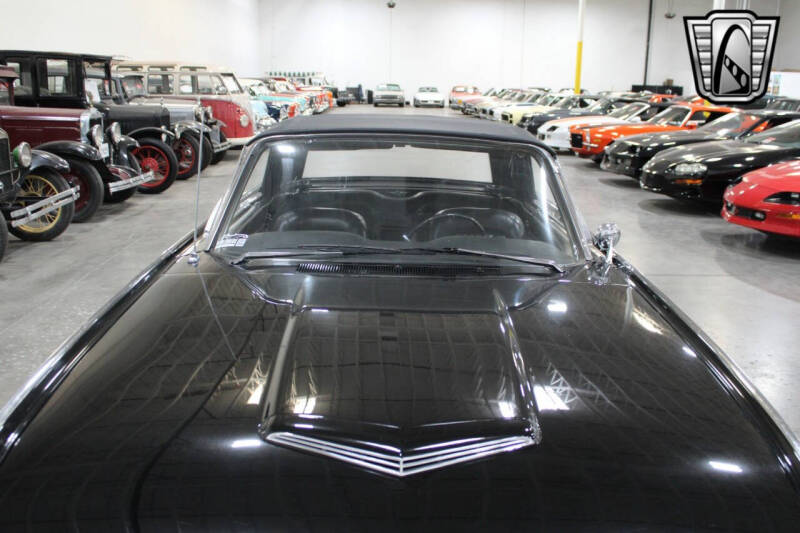 1962 Ford Thunderbird