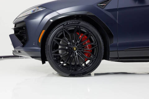 2025 Lamborghini Urus SE