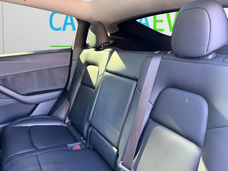 2022 Tesla Model Y Long Range