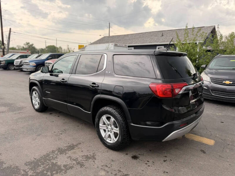 2017 GMC Acadia SLE-1