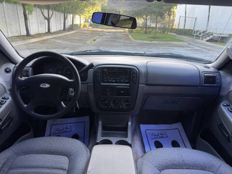 2003 Ford Explorer XLS