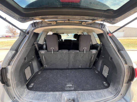 2015 Nissan Pathfinder SL