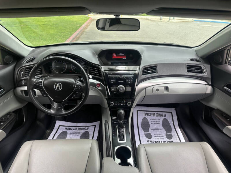 2017 Acura ILX