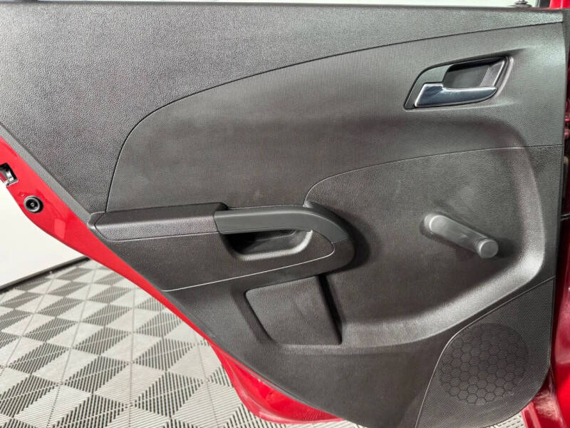 2012 Chevrolet Sonic LS