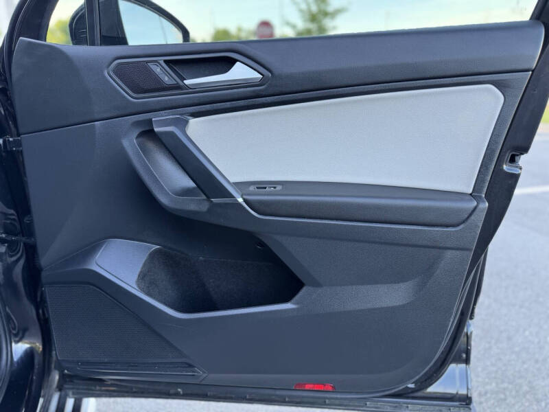 2020 Volkswagen Tiguan SE