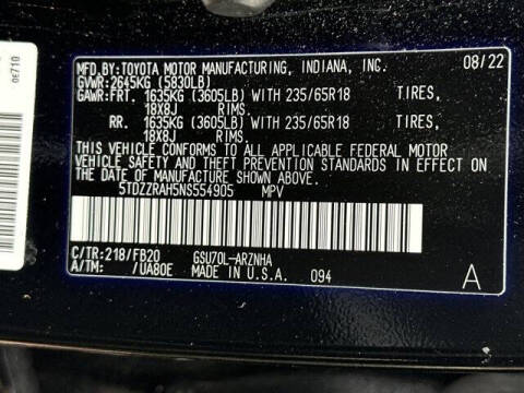 2022 Toyota Highlander LE