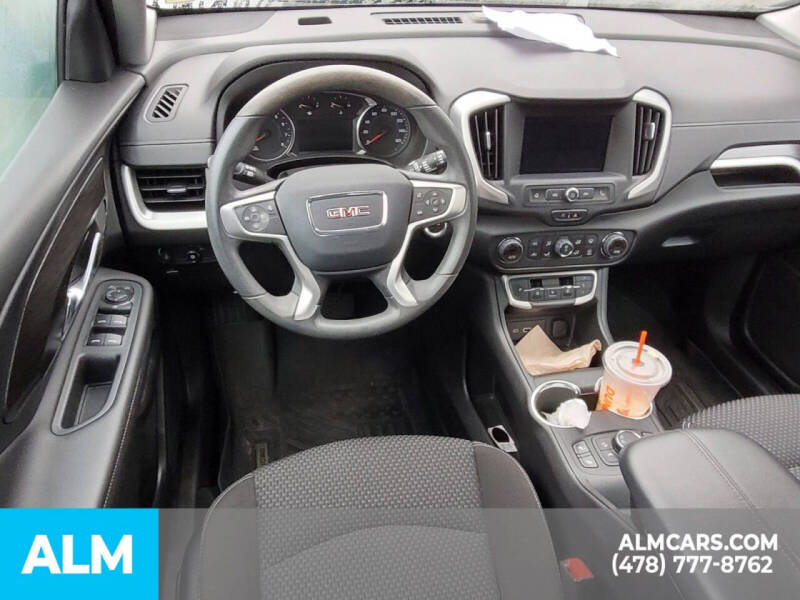 2022 GMC Terrain SLE