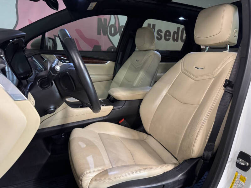 2018 Cadillac XT5 Premium Luxury