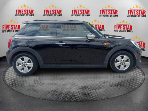 2017 MINI Hardtop 2 Door Cooper