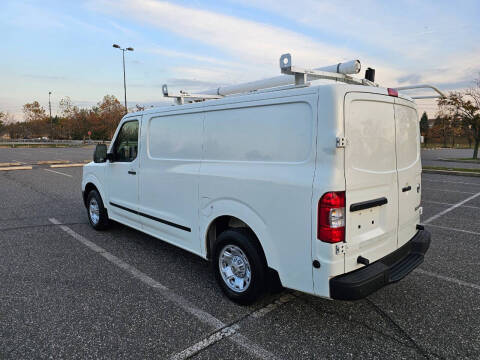 2018 Nissan NV 1500 SV