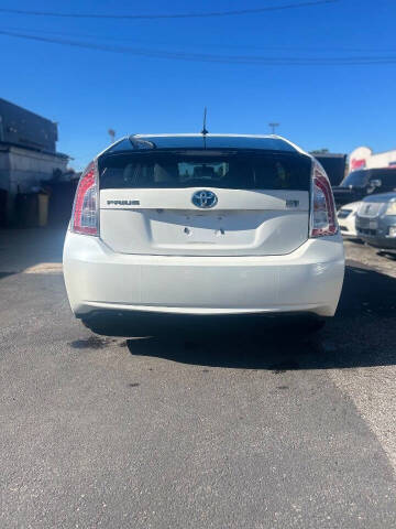 2014 Toyota Prius Four