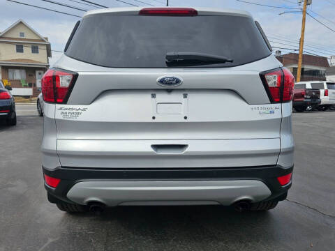2019 Ford Escape Titanium