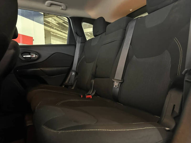 2016 Jeep Cherokee