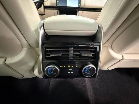 2025 Land Rover Range Rover