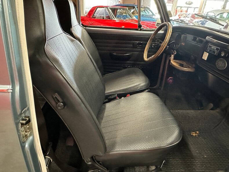 1972 Volkswagen Super Beetle