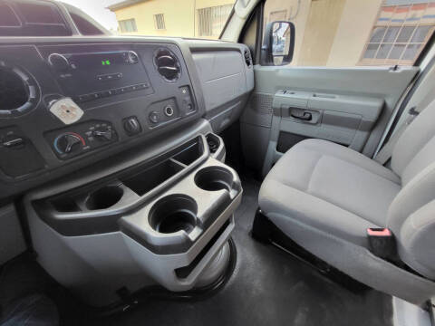 2014 Ford E-Series E-250
