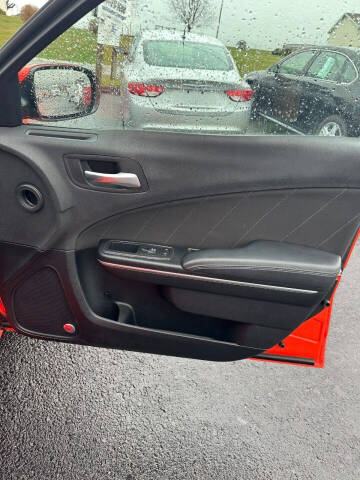 2017 Dodge Charger SXT