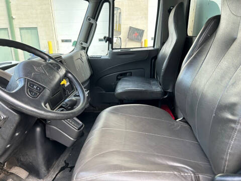 2017 International DuraStar 4300