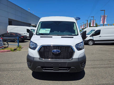 2025 Ford Transit 250