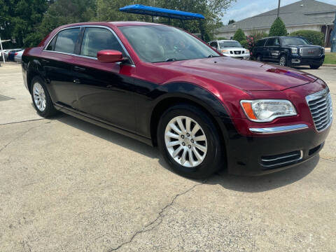 2014 Chrysler 300 for sale at Smithfield Auto Center LLC in Smithfield NC