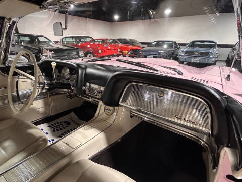 1960 Ford Thunderbird