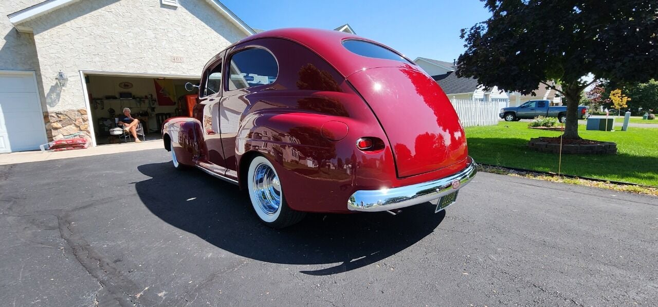 1948 Ford Super Deluxe Street Rod 3