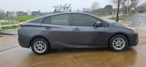 2016 Toyota Prius Two