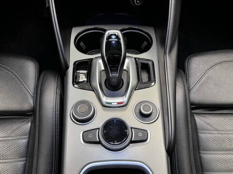 2023 Alfa Romeo Giulia Veloce