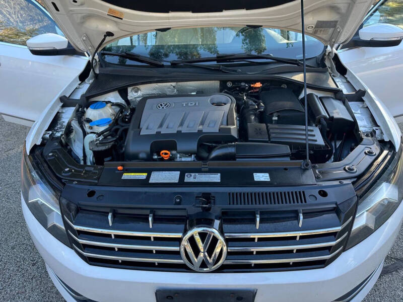 2013 Volkswagen Passat TDI SEL Premium