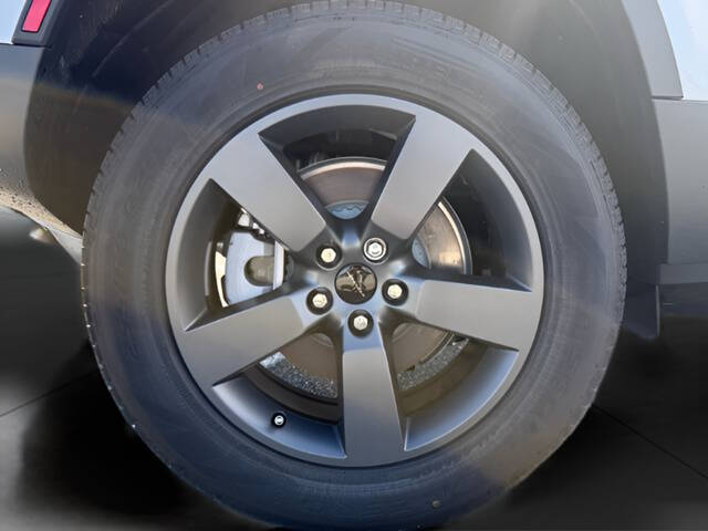 2026 Land Rover Defender 110 P300 S