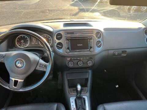 2015 Volkswagen Tiguan S