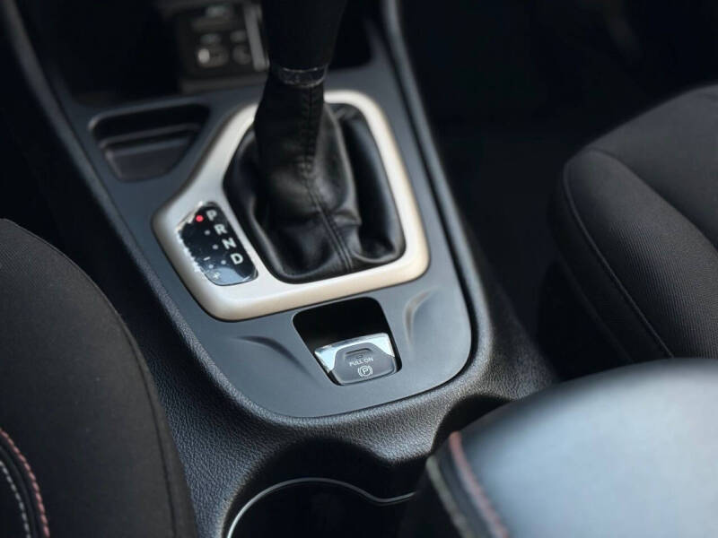 2017 Jeep Cherokee 75th Anniversary