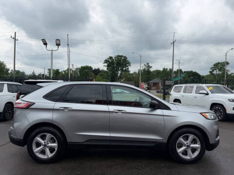 2020 Ford Edge SE