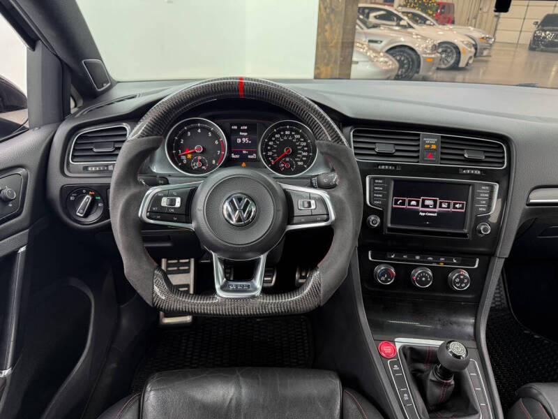 2017 Volkswagen Golf GTI Autobahn