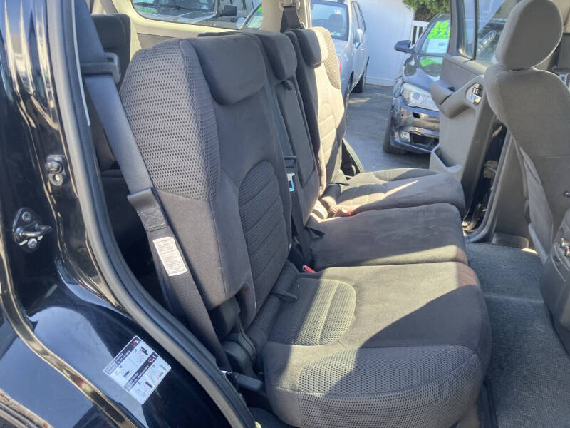 2006 Nissan Pathfinder LE