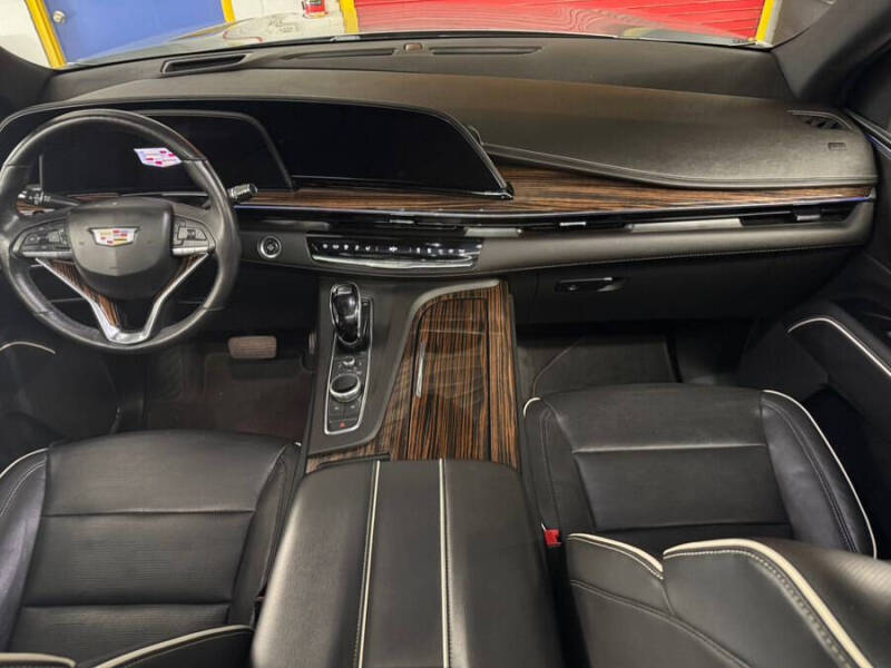 2023 Cadillac Escalade Premium Luxury